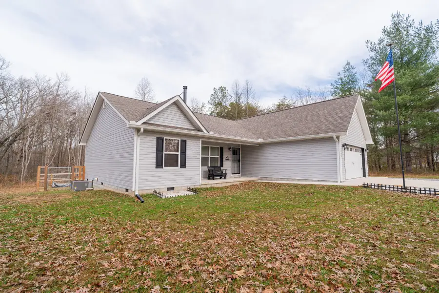 1561 Bicknell Rd, Clarkrange, TN 38553 - Image #3