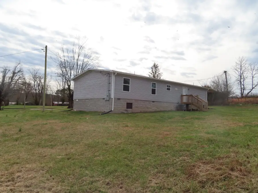 355 7th St, Tracy City, TN 37387 - Image #3
