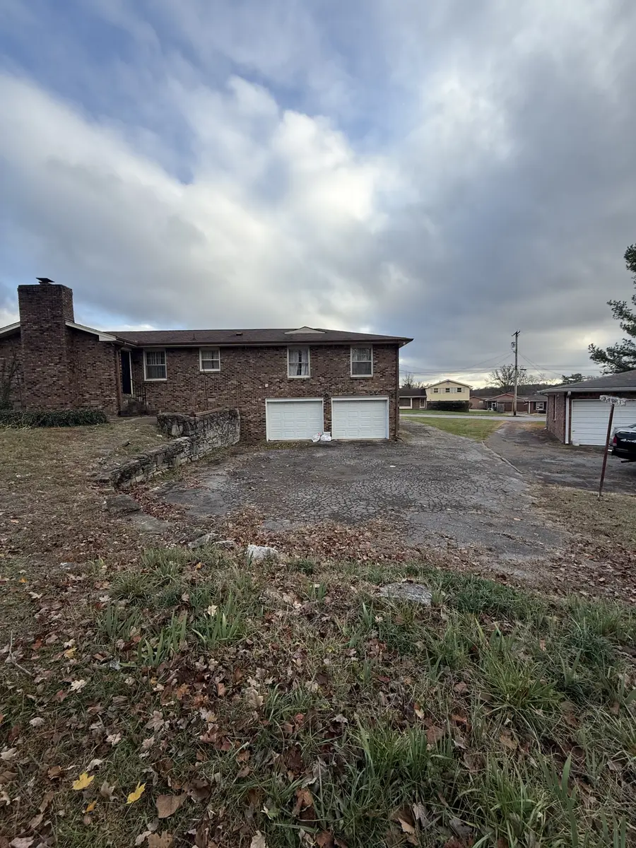 143 Southridge Dr, Nashville, TN 37207 - Image #2