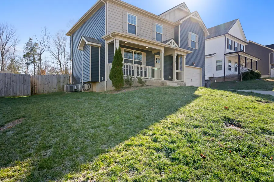 1385 Sussex Dr, Clarksville, TN 37042 - Image #2