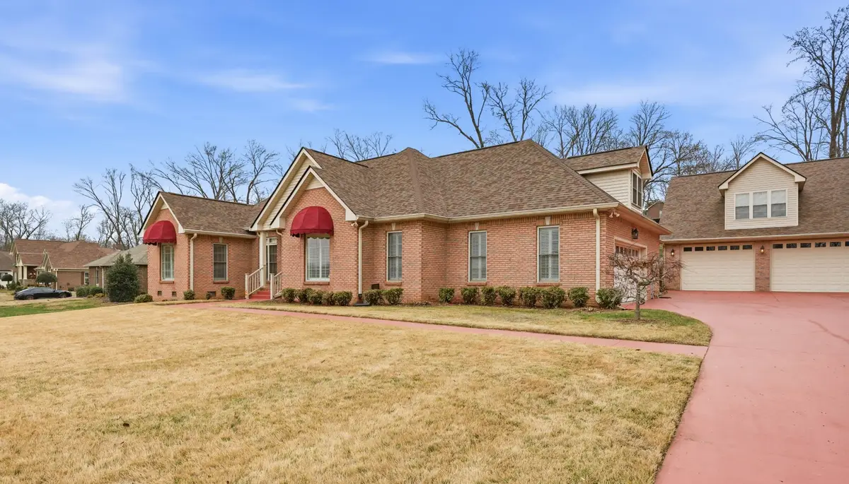 453 Stonemeadow Rd, Clarksville, TN 37043 - Image #1