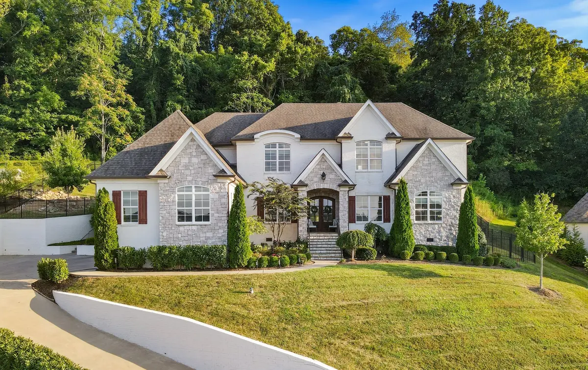 1023 Stockett Dr, Nashville, TN 37221 - Image #1