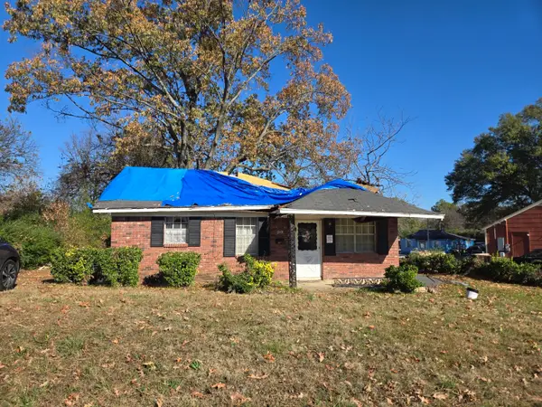 400 Hazelwood Rd, Memphis, TN 38109