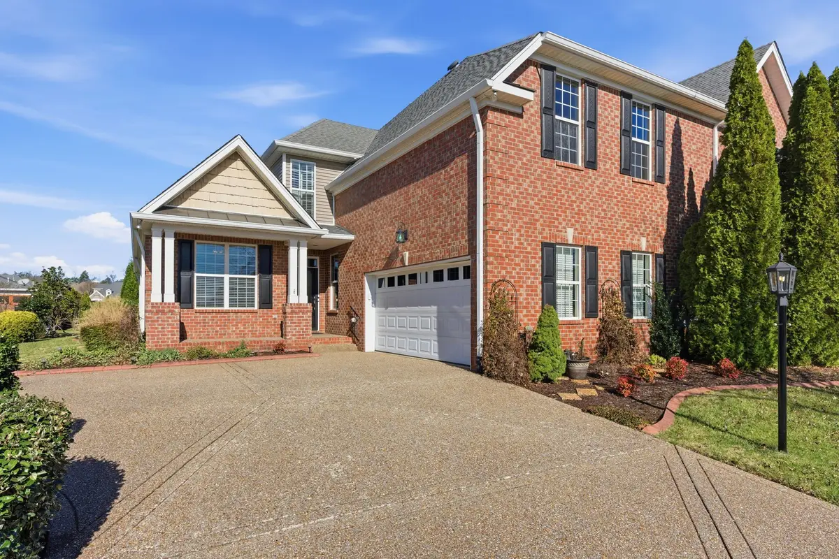 1310 Waxwing Dr, Hermitage, TN 37076 - Image #1
