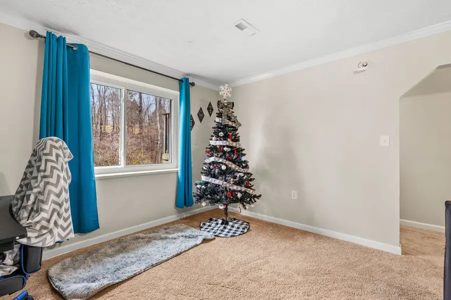 250 Mcdeerman Rd, Jacksboro, TN 37757 - Image #3