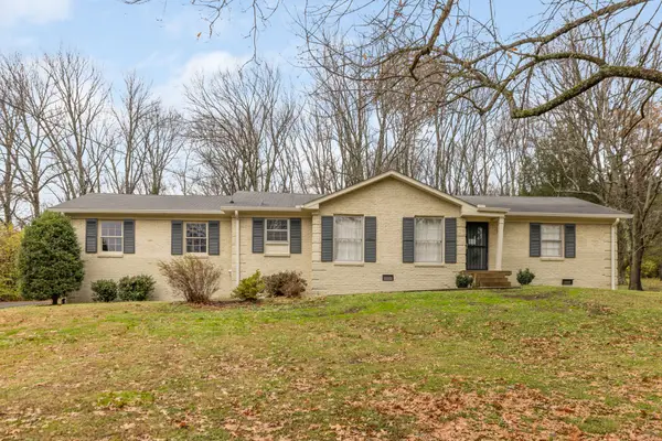 1326 Burton Valley Rd, Nashville, TN 37215