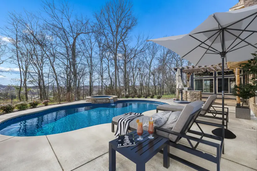 220 Moore Haven Dr, Lebanon, TN 37087 - Image #2