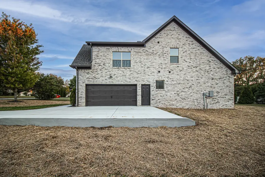 835 Lexington Cir, Manchester, TN 37355 - Image #2