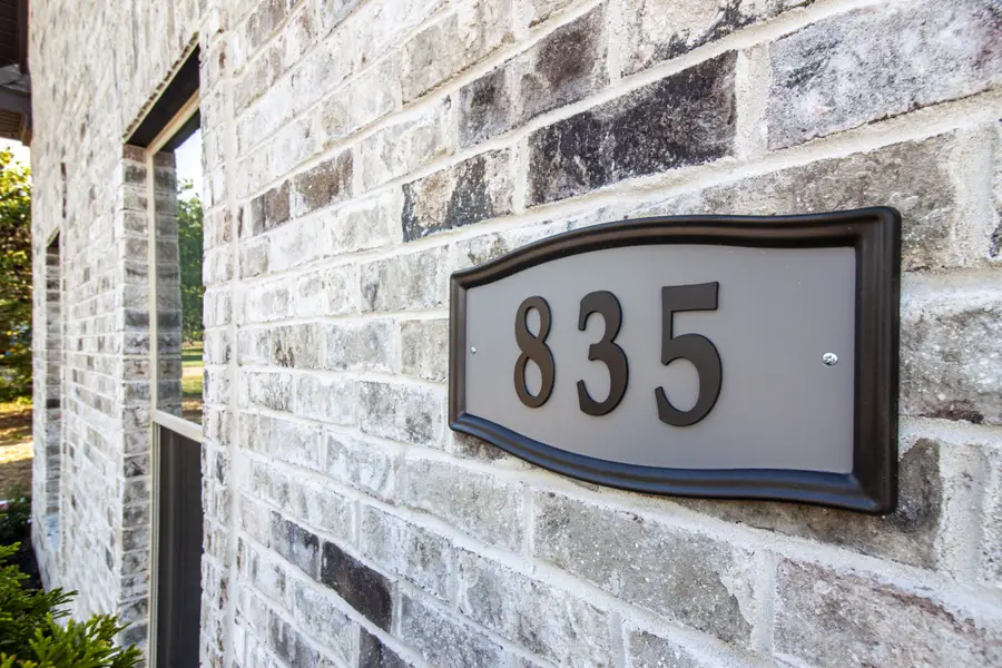 835 Lexington Cir, Manchester, TN 37355 - Image #3