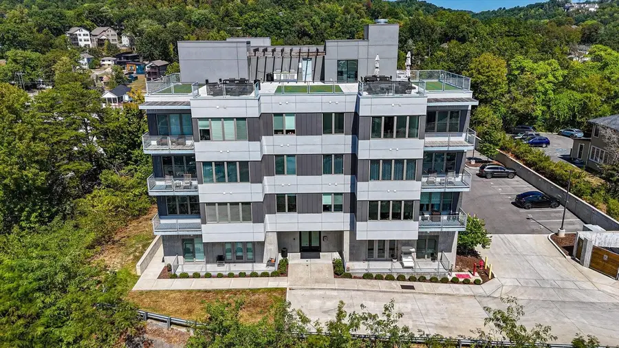 411 Fairpoint Street #402, Chattanooga, TN 37405 - Image #2