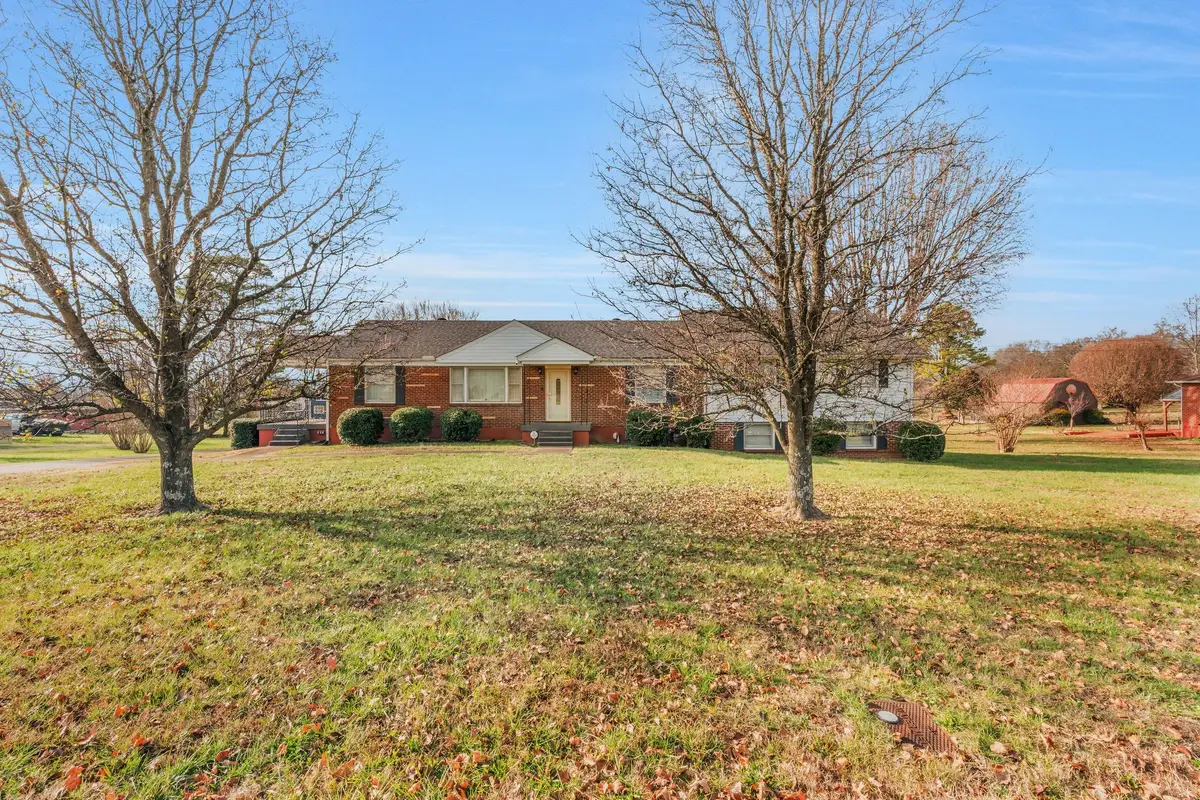 202 Shepherd Hills Dr, Madison, TN 37115 - Image #1