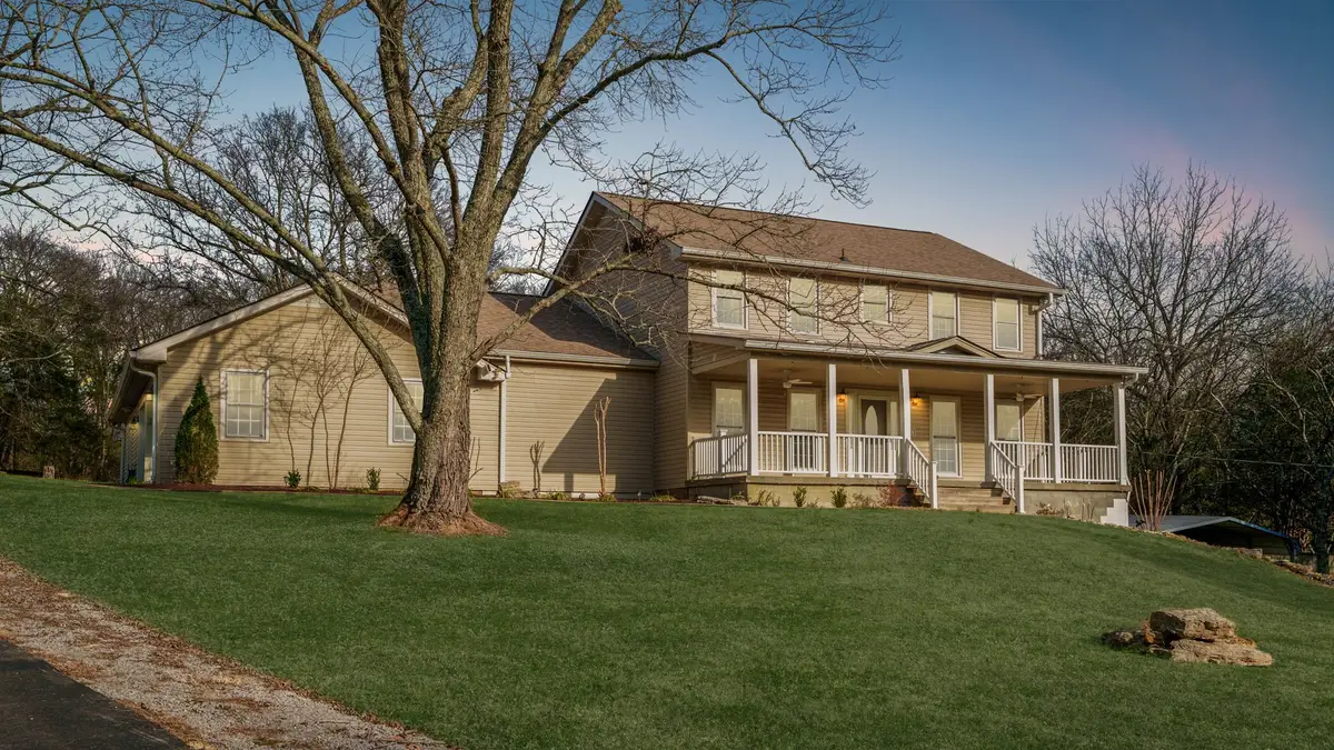 205 Bluegrass Cir, Lebanon, TN 37090 - Image #1