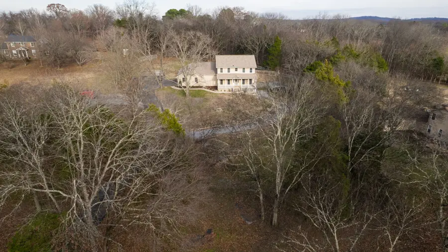 205 Bluegrass Cir, Lebanon, TN 37090 - Image #2