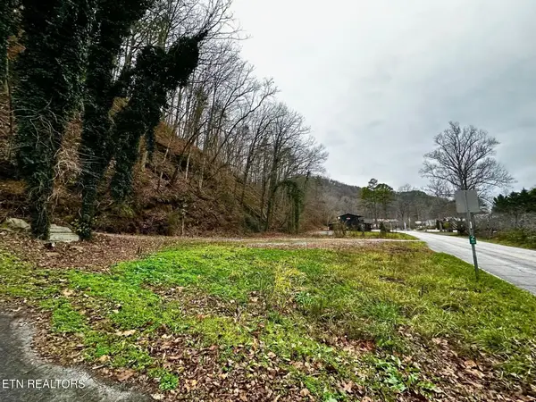 0 Cherohala Skyway, Tellico Plains, TN 37385