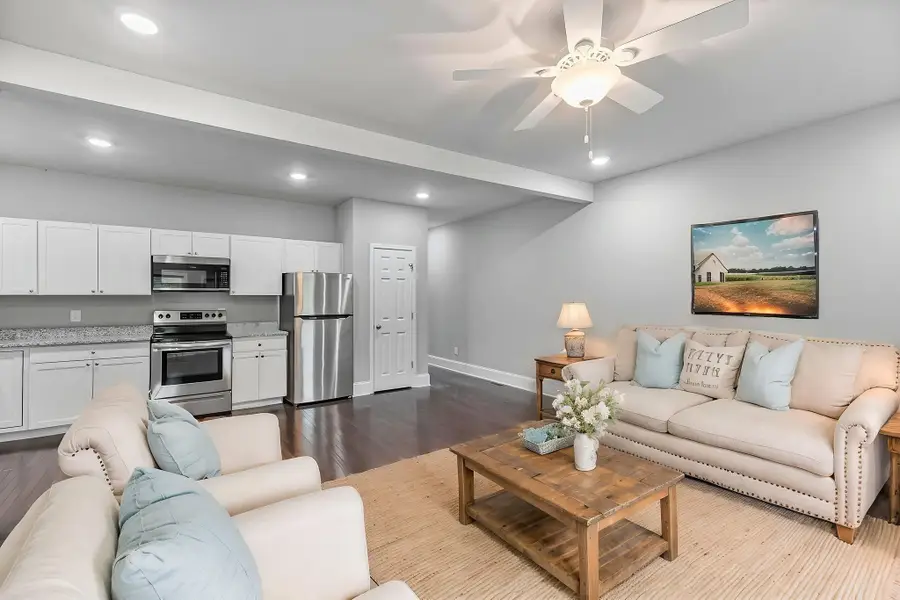 426 Caldwell Dr, Columbia, TN 38401 - Image #3