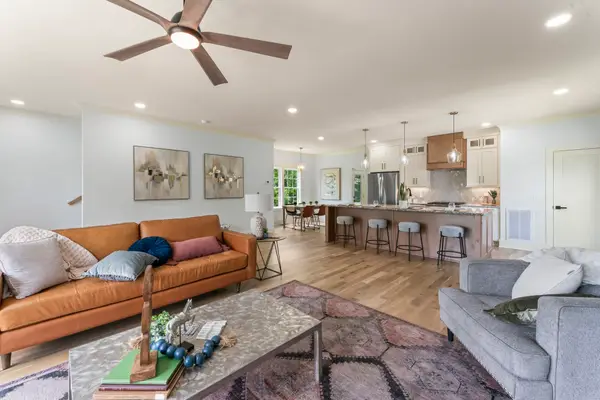 712 N 5th St, Nashville, TN 37207