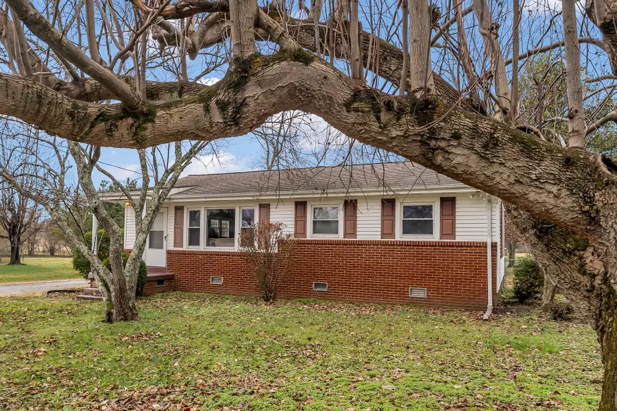 104 Lynn Ave, Watertown, TN 37184 - Image #2