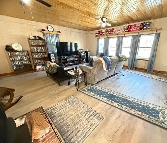 74 Freedom Ln, Winchester, TN 37398 - Image #3