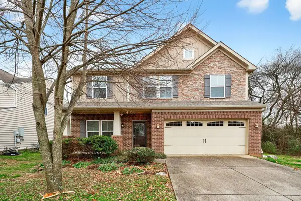 3121 Castleton Dr, Murfreesboro, TN 37128