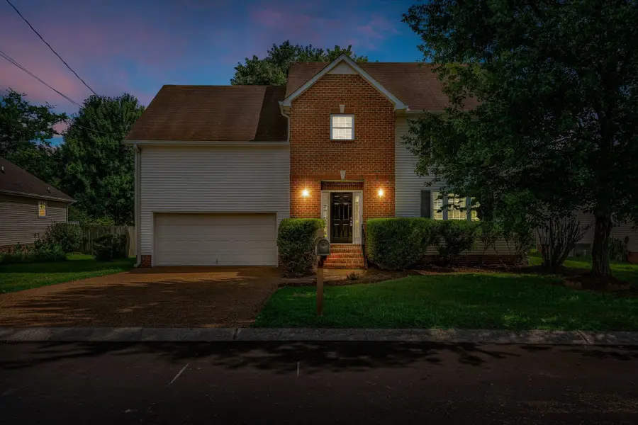 109 Edgeview Ct, Hendersonville, TN 37075 - Image #2
