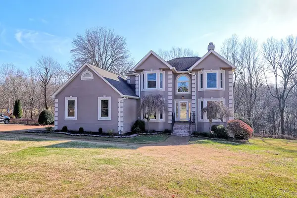 1008 Claremont Dr, Columbia, TN 38401