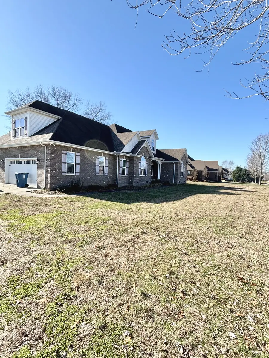 244 Lexington Cir, Manchester, TN 37355 - Image #2
