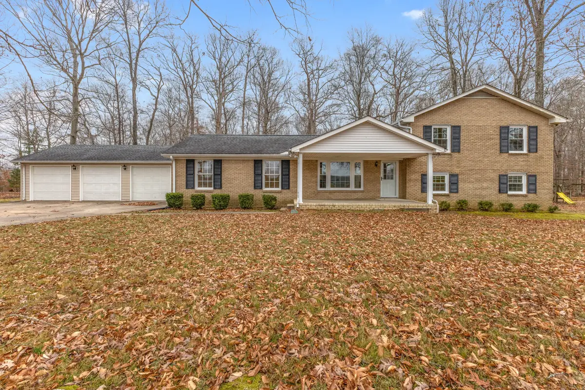 698 Houston Fielder Rd, Clarksville, TN 37043 - Image #1