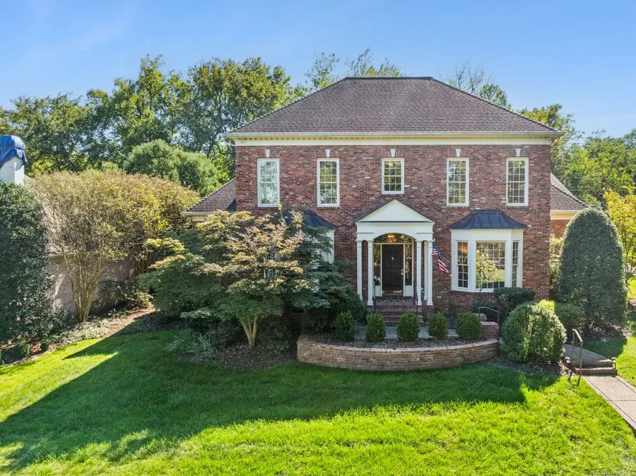 10 Old Club Ct, Nashville, TN 37215 - Image #2