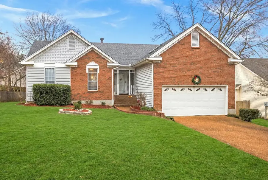 2010 Alice Springs Ct, Mount Juliet, TN 37122 - Image #2