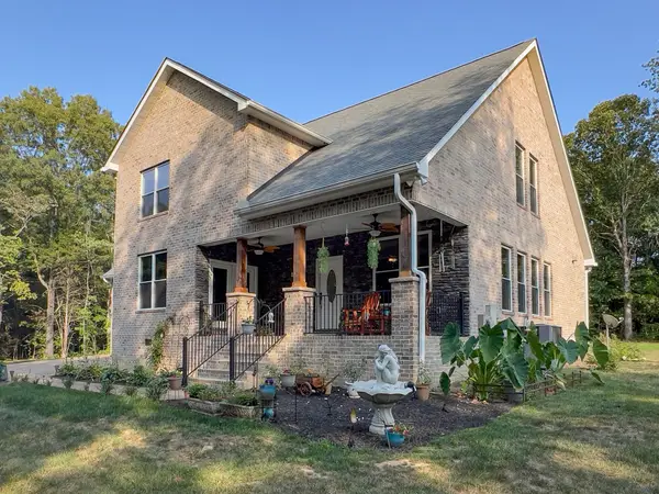 2999 Dugley Branch Dr, Bon Aqua, TN 37025