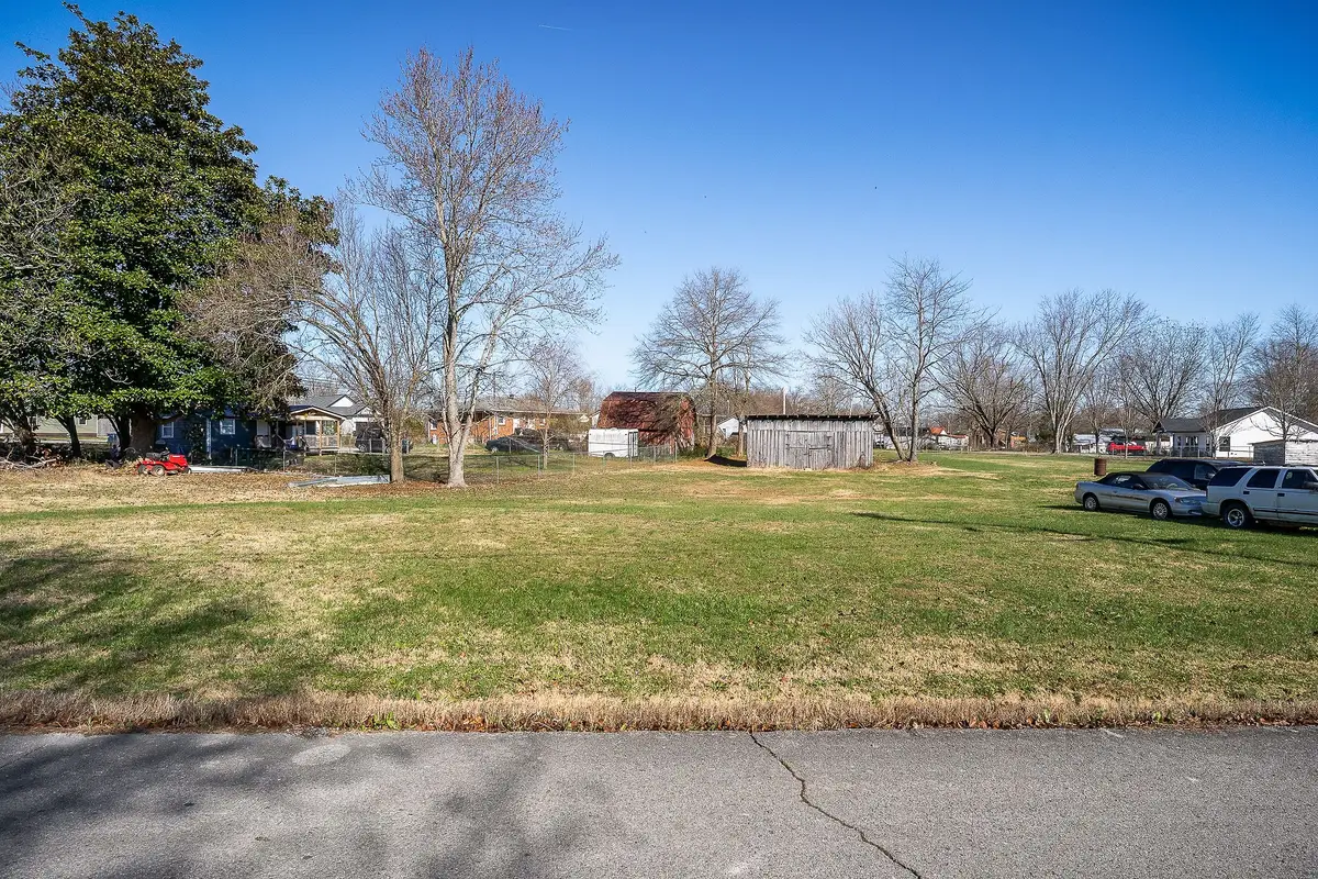 226 Adams St, Smithville, TN 37166 - Image #1