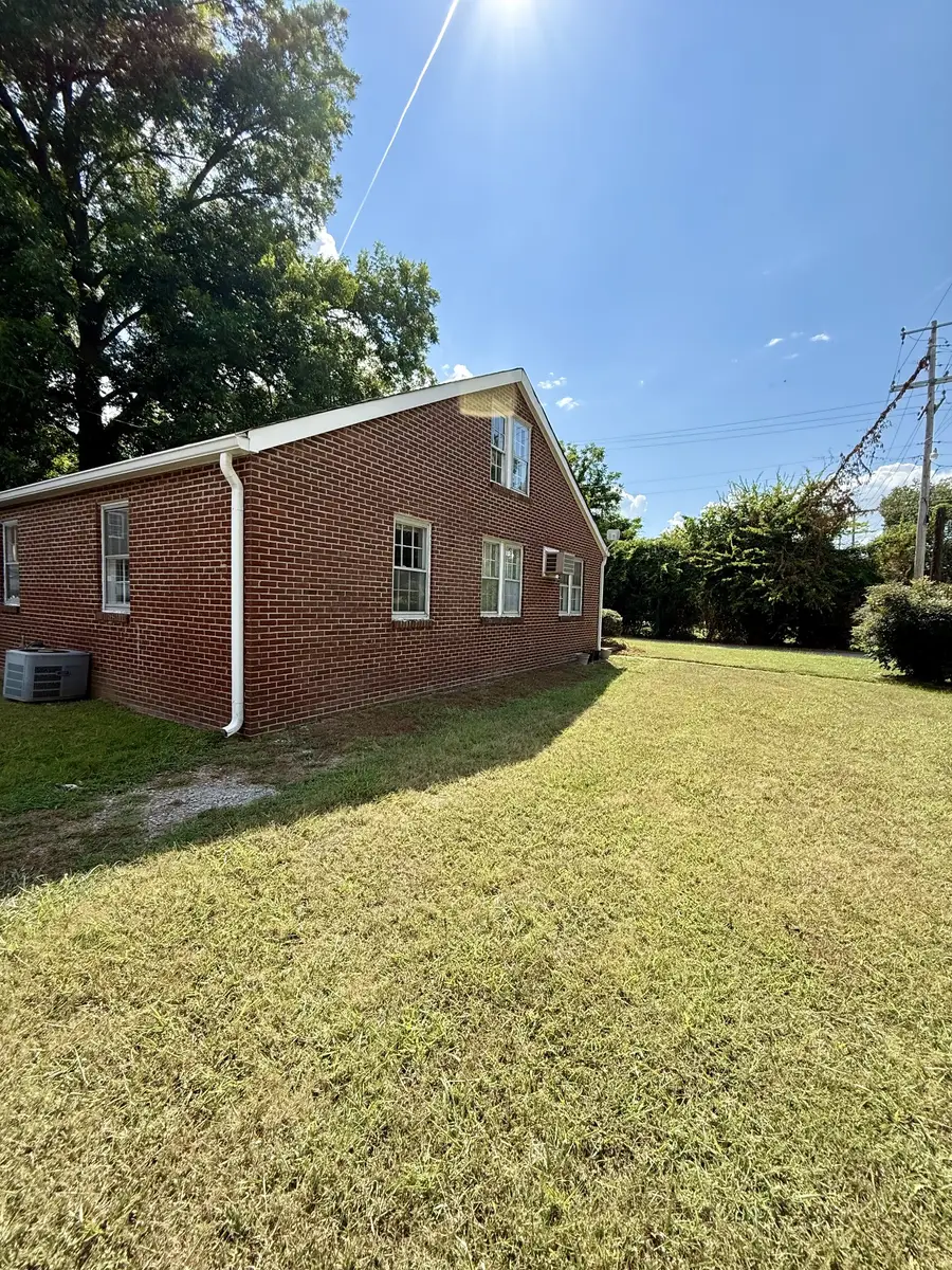 100 Murphree Ave, Centerville, TN 37033 - Image #3