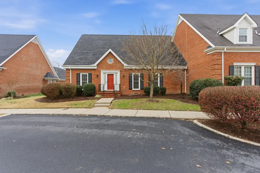 41 Wyndermere Dr, Hendersonville, TN 37075 - Image #2