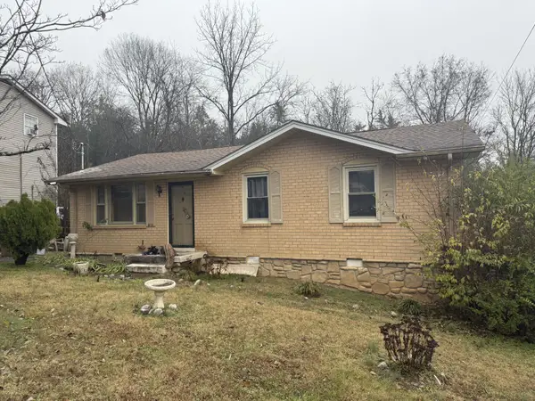 613 Maclaurin Ct, Nashville, TN 37207