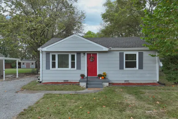 212 Nokes Dr, Hendersonville, TN 37075