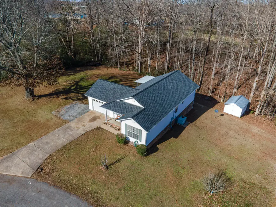 3117 Country Side Dr, Centerville, TN 37033 - Image #2