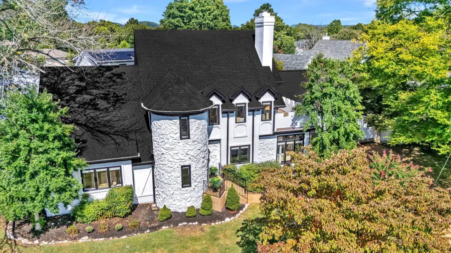 301 Mercury Dr, Franklin, TN 37064 - Image #2