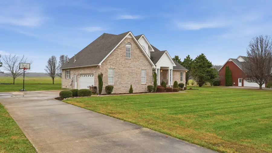 132 Avery Ct, Manchester, TN 37355 - Image #2