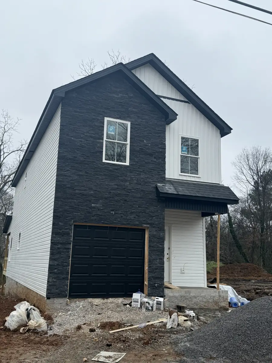 811 Gracey Ave, Clarksville, TN 37040 - Image #2