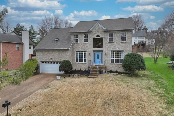 820 Caldwell Dr, Goodlettsville, TN 37072