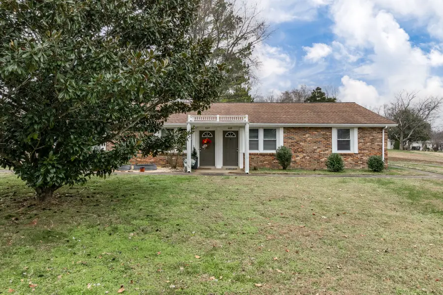 537 Frankfort Drive, Hermitage, TN 37076 - Image #2