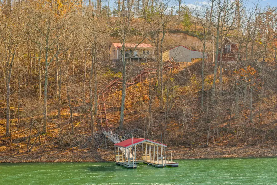 359 Riverview Dr, Dover, TN 37058 - Image #2