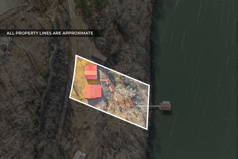 359 Riverview Dr, Dover, TN 37058 - Image #3