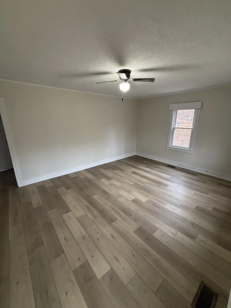 541 Clydeton Rd, Waverly, TN 37185 - Image #3