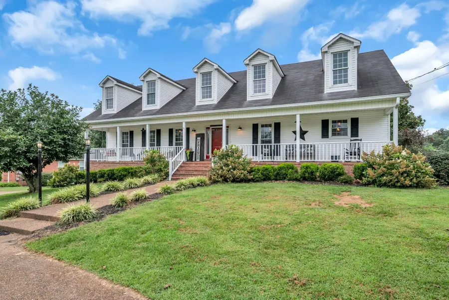 2712 Long Hollow Pike, Hendersonville, TN 37075 - #2