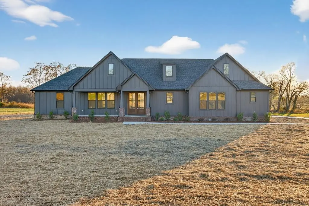 164 Bilbrey Rd, Livingston, TN 38570 - Image #1