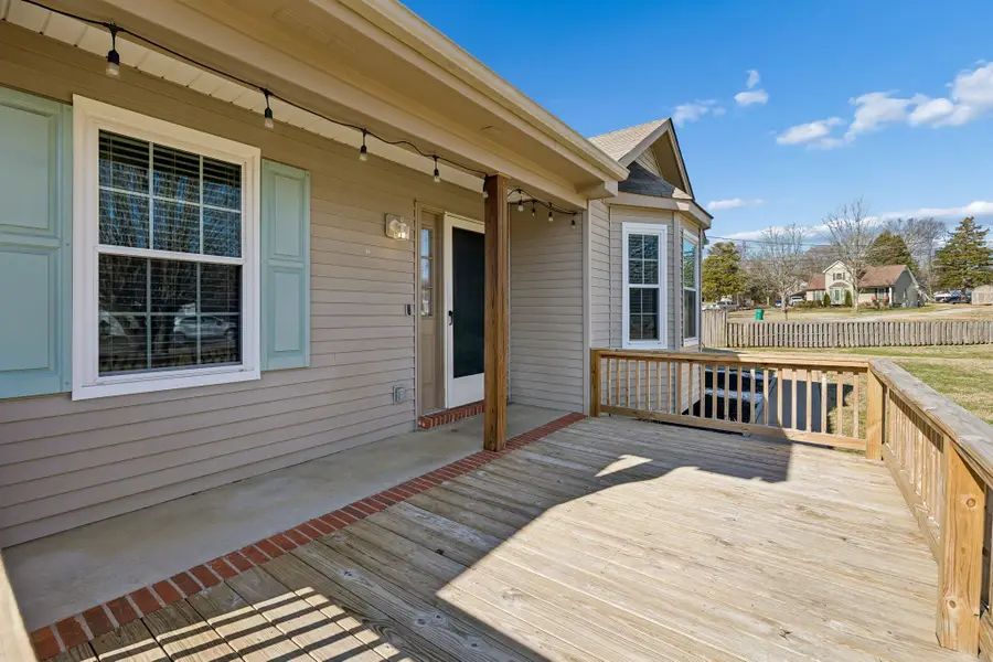 1329 Amberwood Ct, Lewisburg, TN 37091 - Image #3