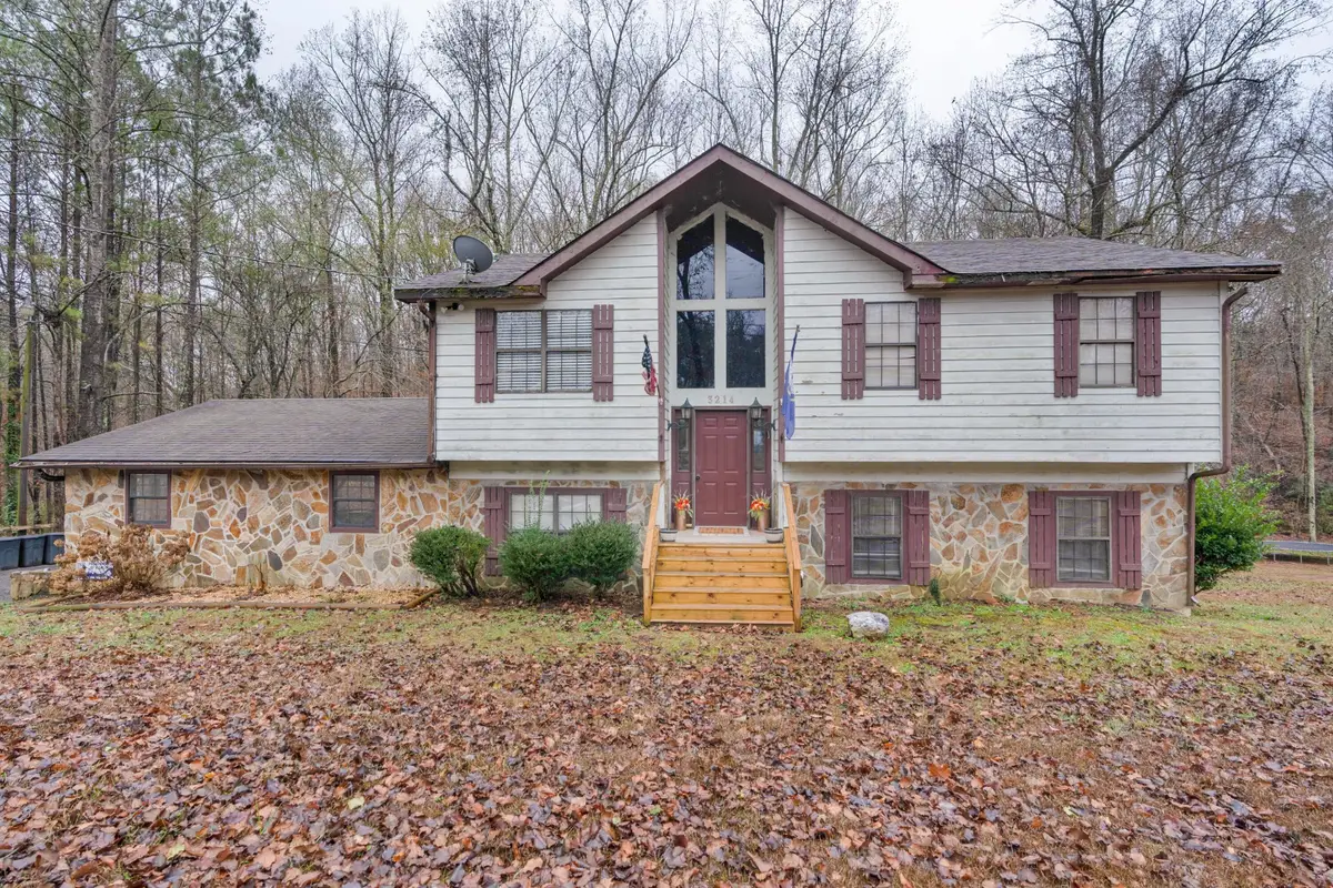 3214 Headrick Circle Se, Dalton, GA 30721 - Image #1