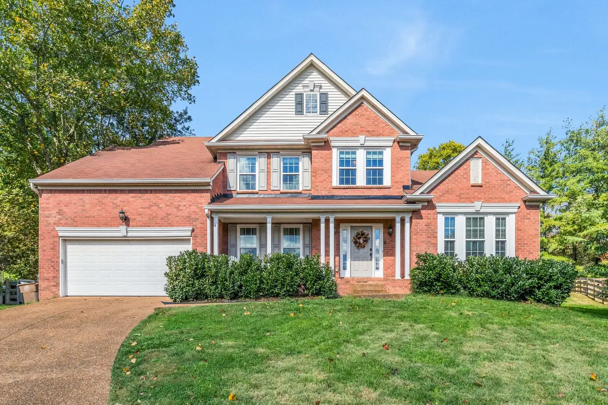 4925 Aviemore Dr, Nashville, TN 37220 - Image #1