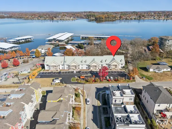 2133 Lakeshore Dr, Old Hickory, TN 37138